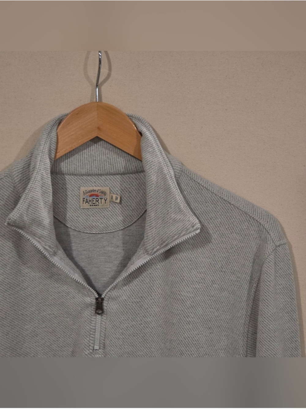 Faherty Brand Legend Sweater Quarter Zip in Light Heather Grey M